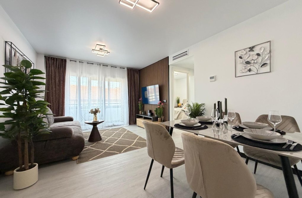 Resale - Apartment - Torrevieja - Playa del Cura