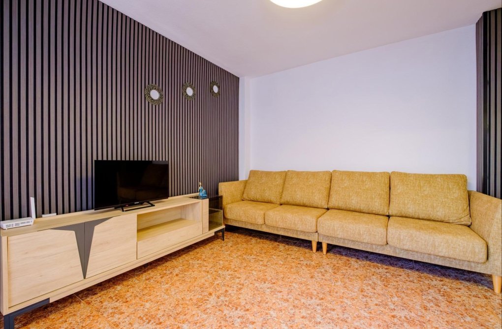 Resale - Apartment - Torrevieja - Playa del Cura