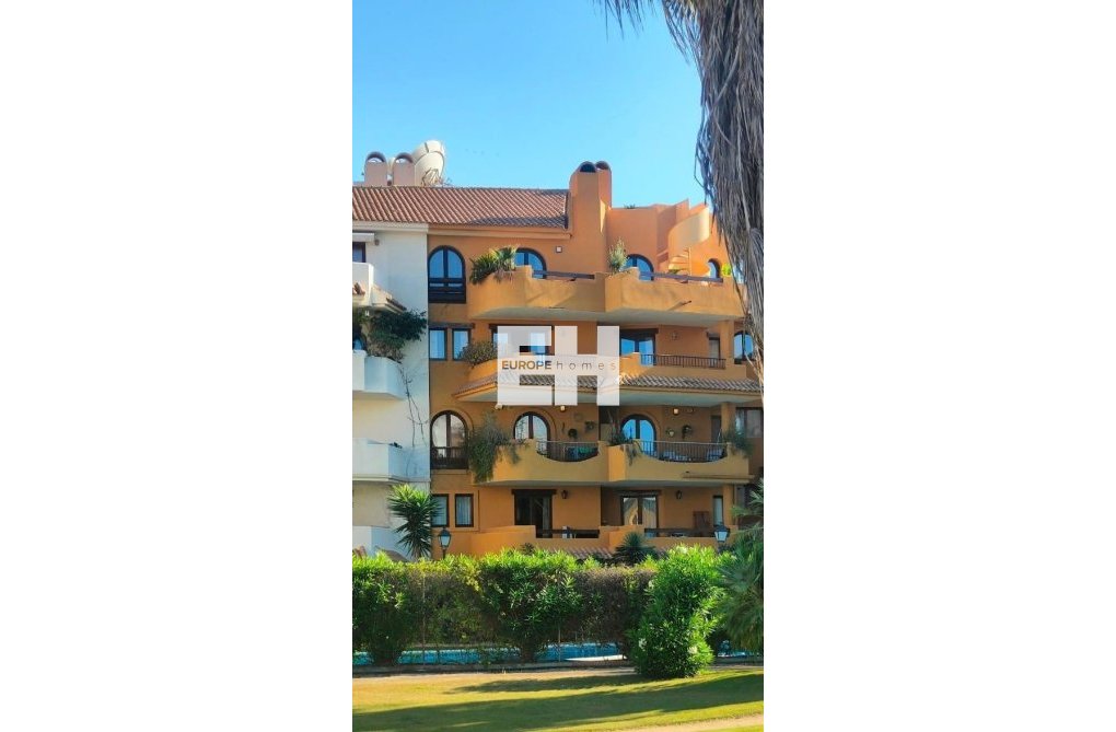 Resale - Apartment - Torrevieja - Punta Prima