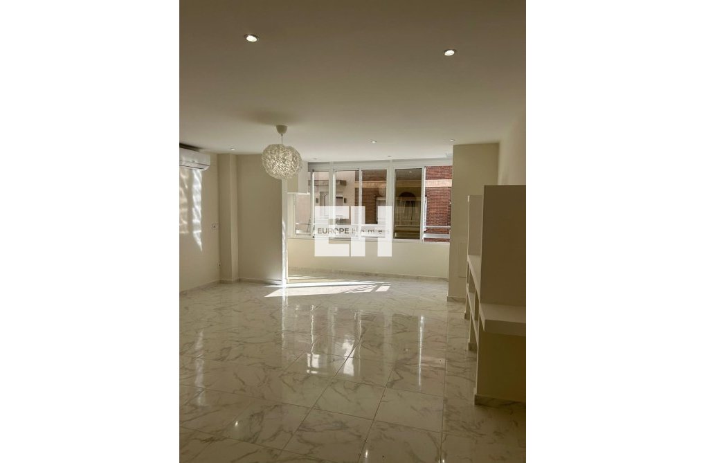 Resale - Apartment - Torrevieja