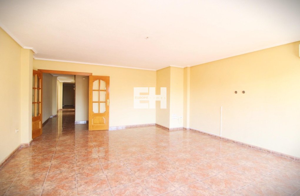 Resale - Apartment - Torrevieja