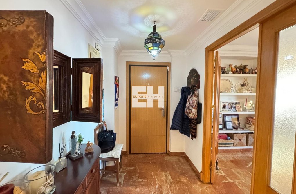 Resale - Apartment - Torrevieja