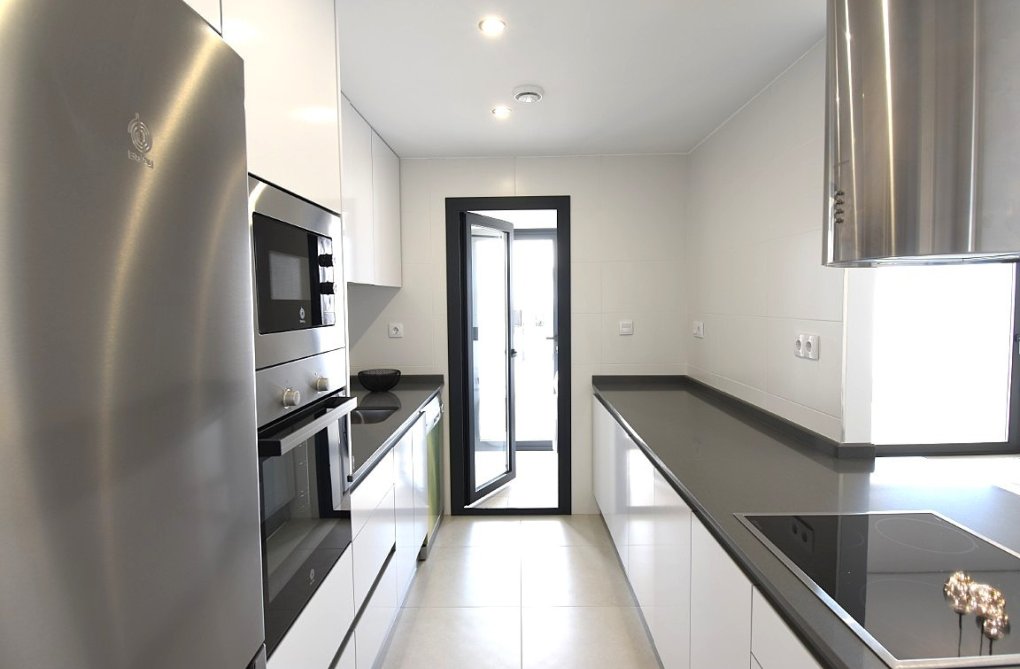 Resale - Apartment - Villamartin - Costa Blanca