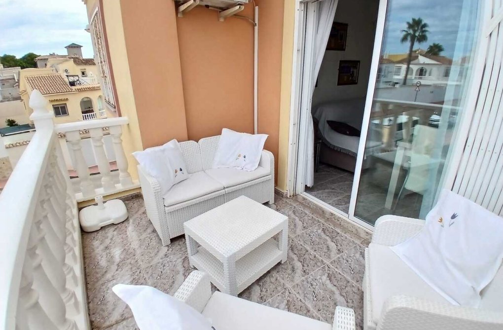 Resale - Apartment - Villamartin - Costa Blanca