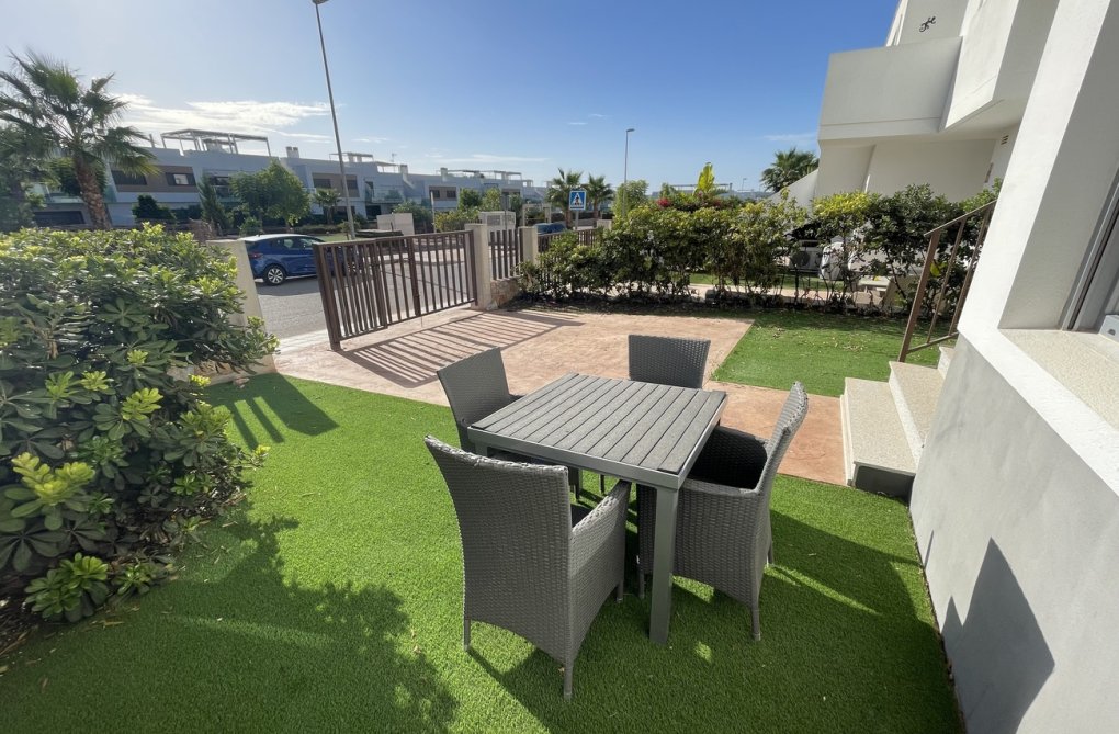 Resale - Apartment - Vistabella Golf Entre Naranjos