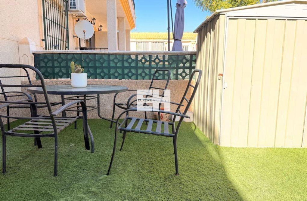 Resale - Bungalow - Orihuela Costa - Costa Blanca