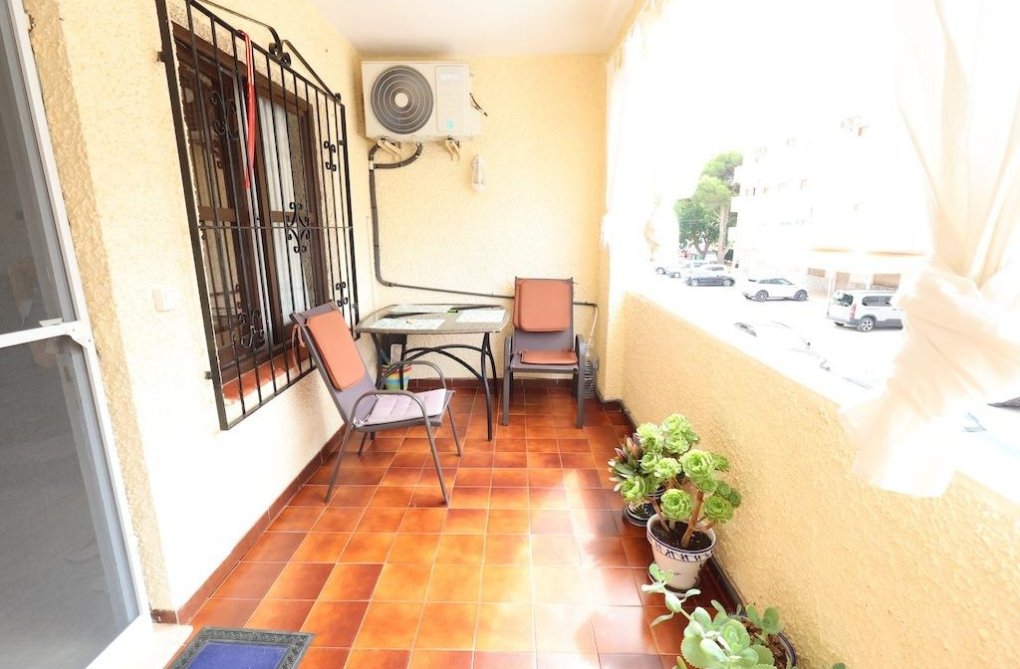 Resale - Bungalow - Orihuela Costa - Costa Blanca