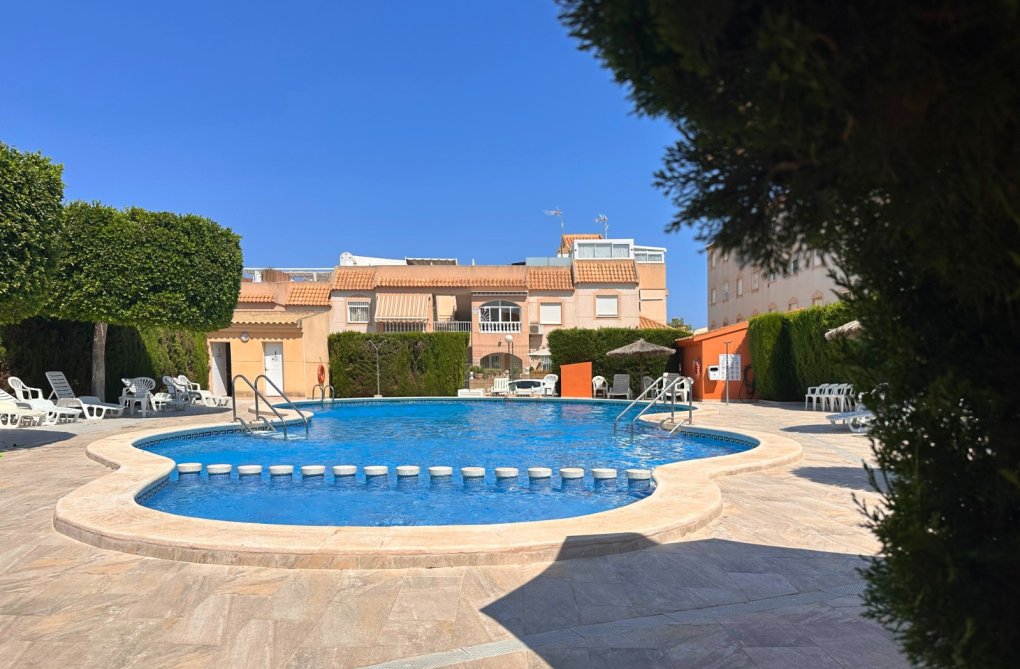 Resale - Bungalow - Torrevieja - Costa Blanca