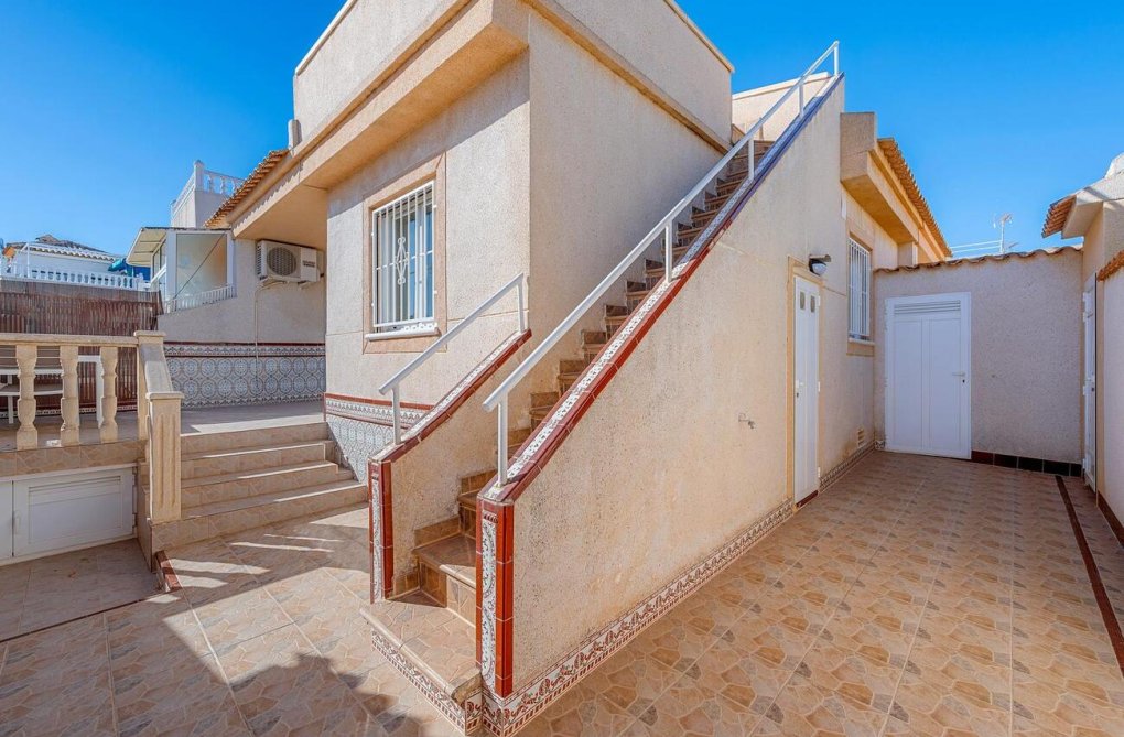 Resale - Bungalow - Torrevieja - Los Balcones 