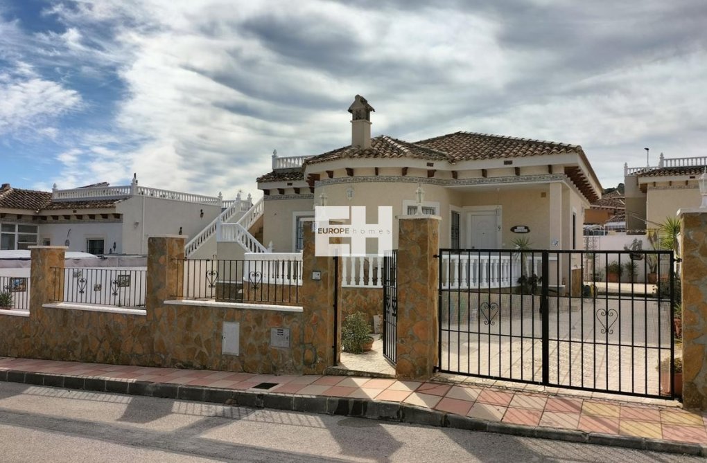 Resale - Detached Villa - Bigastro