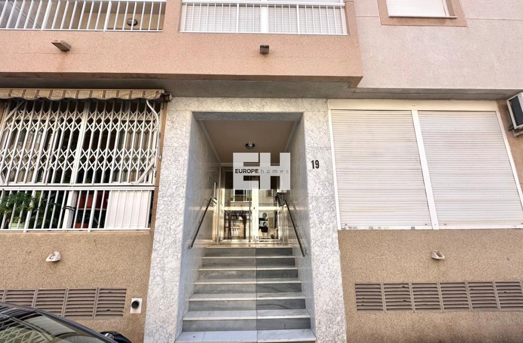 Resale - Penthouse - Torrevieja - Acequion