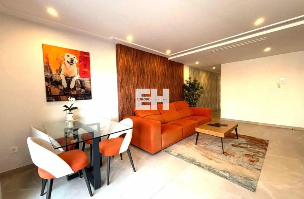 Resale - Penthouse - Torrevieja - Las Piscinas Naturales