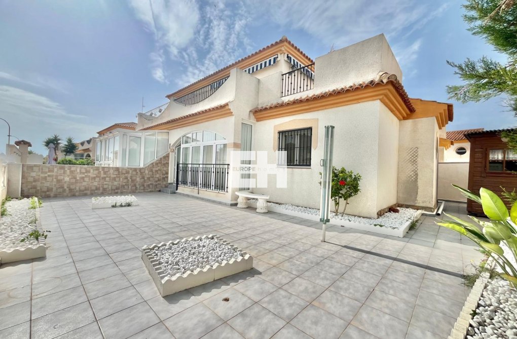 Resale - Quad House - Orihuela Costa - Playa Flamenca