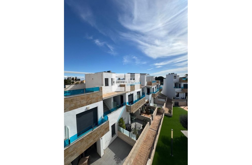Resale - town house - Bigastro - Comunidad Valenciana