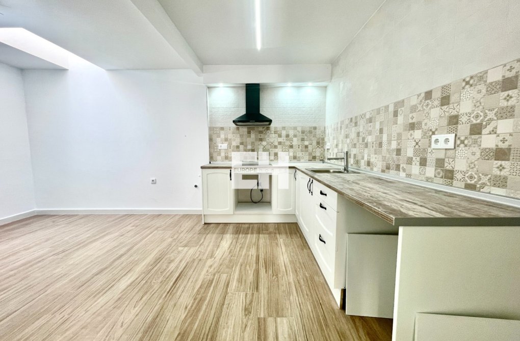 Resale - town house - Daya Vieja - Costa Blanca