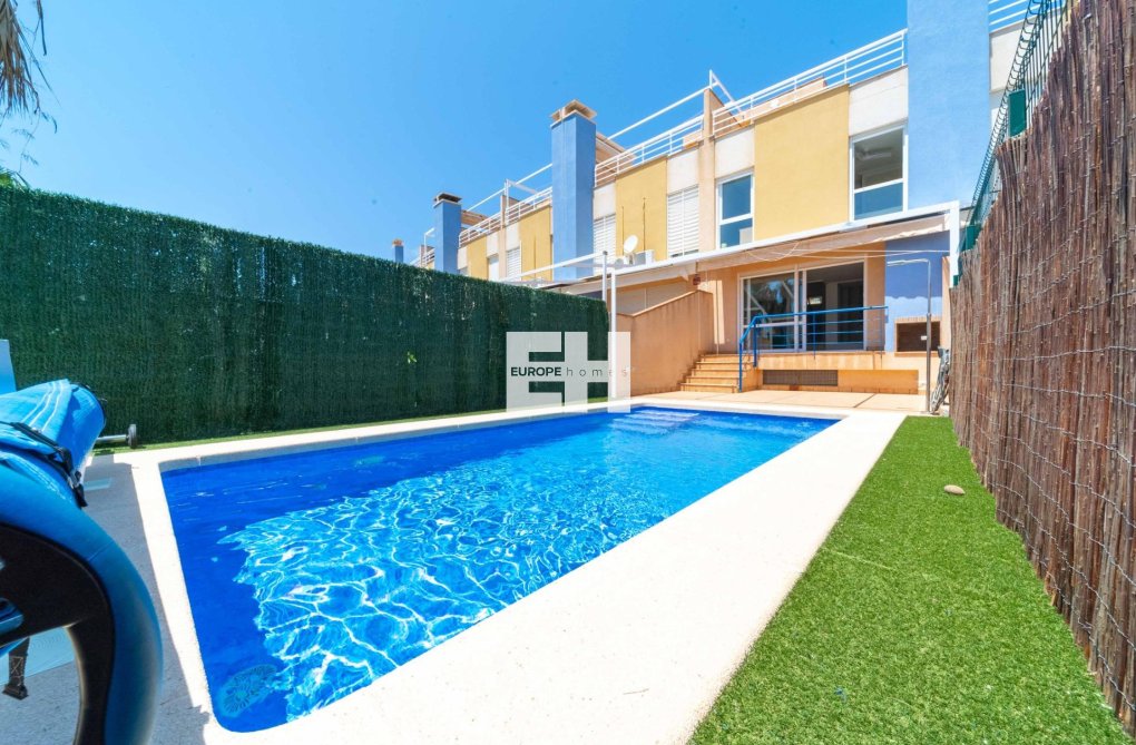 Resale - town house - Orihuela Costa - Costa Blanca