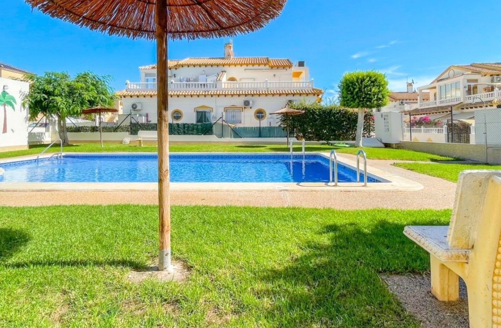 Resale - town house - Orihuela Costa - Costa Blanca