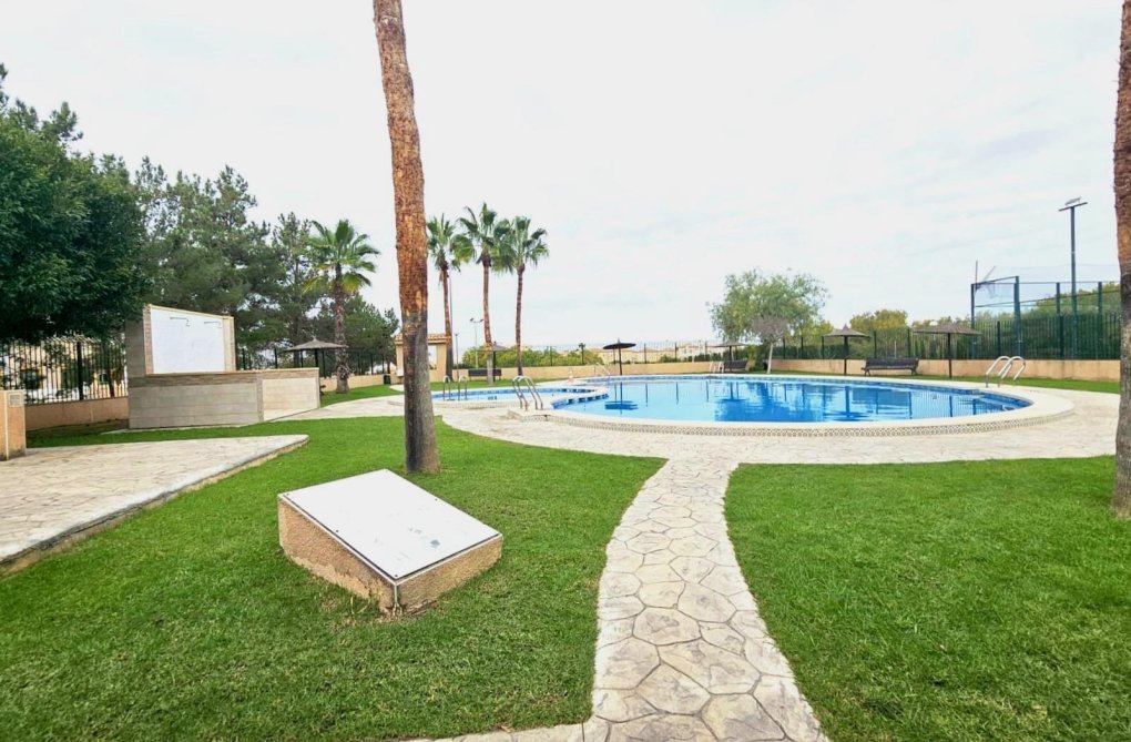 Resale - town house - Orihuela Costa - Los Altos