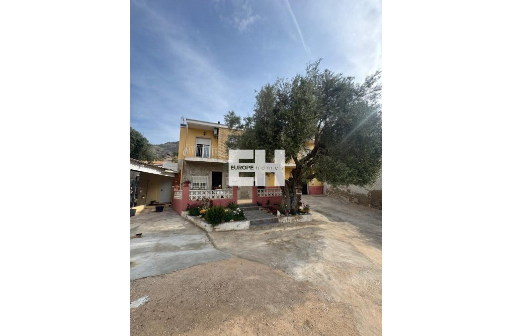 Resale - town house - Orihuela - Orihuela Ciudad