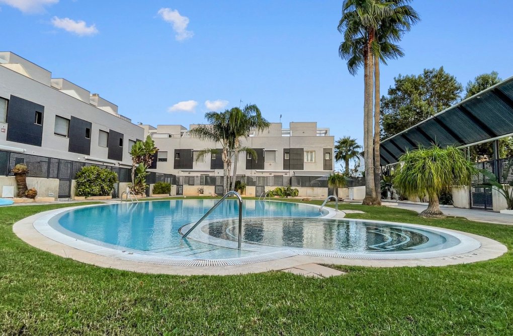 Resale - town house - Pilar de la Horadada - Costa Blanca