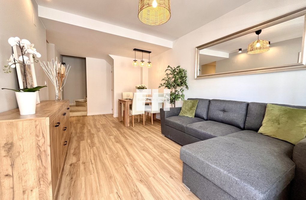 Resale - town house - Playa Flamenca - Costa Blanca