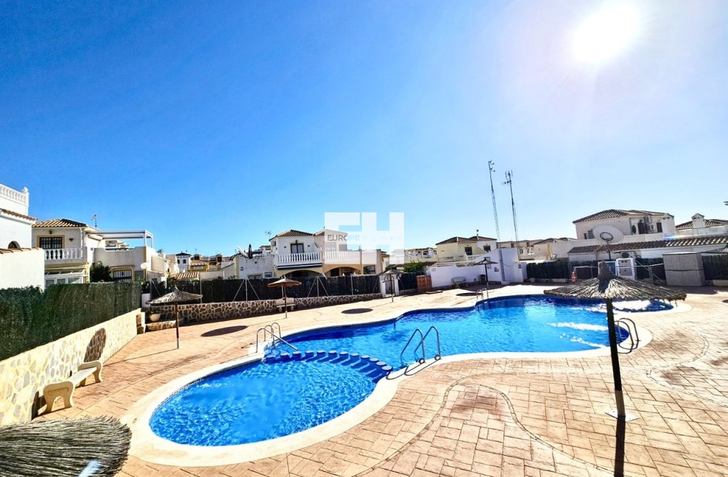 Resale - town house - Punta Prima - Costa Blanca
