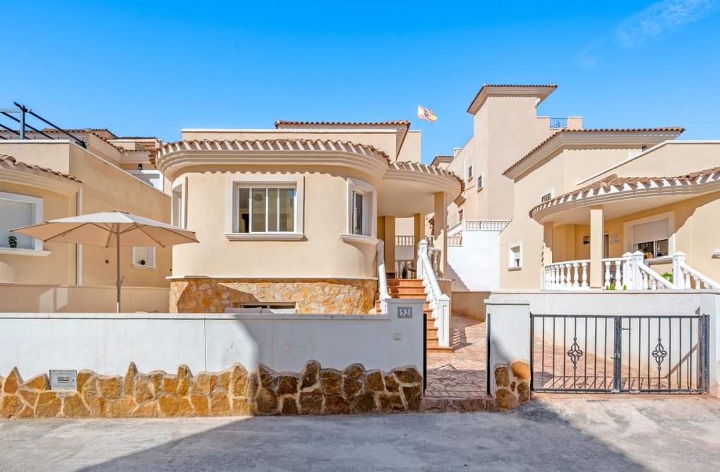 Resale - town house - San Miguel de Salinas - Costa Blanca
