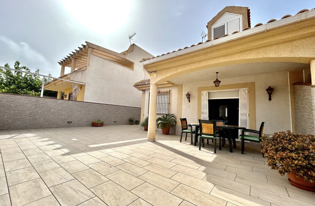 Resale - town house - Torre de la Horadada - Costa Blanca