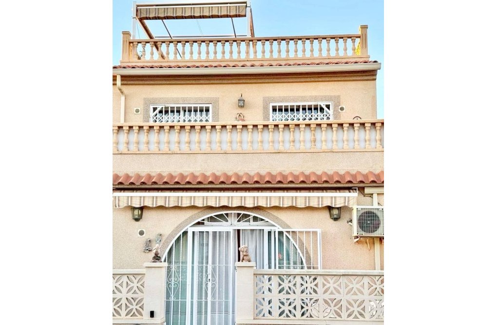 Resale - town house - Torrevieja - La Siesta - El Salado - Torreta