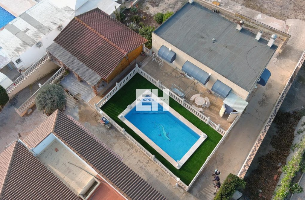 Resale - villa - Albatera - Inland