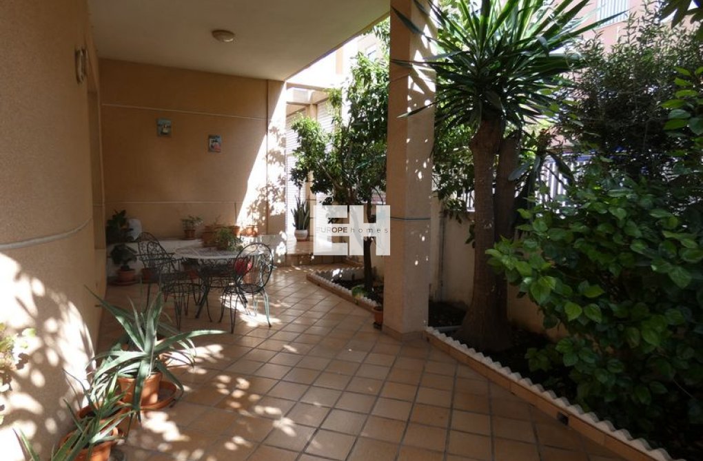 Resale - villa - Almoradí - Inland