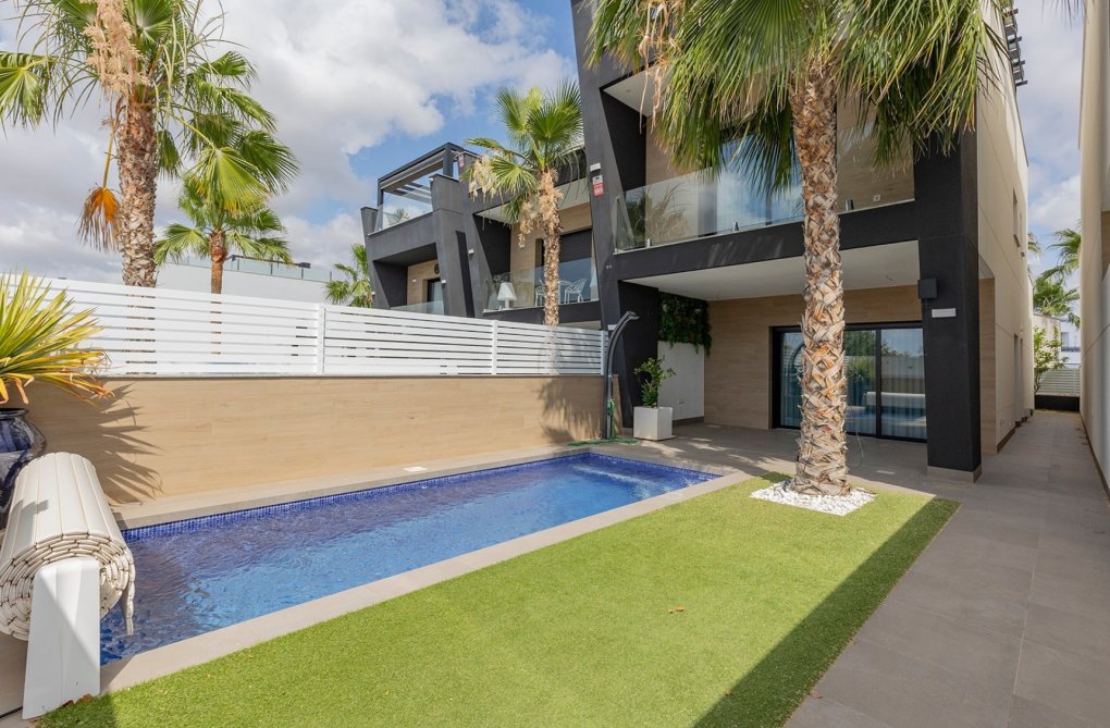 Resale - villa - Benijofar - Costa Blanca