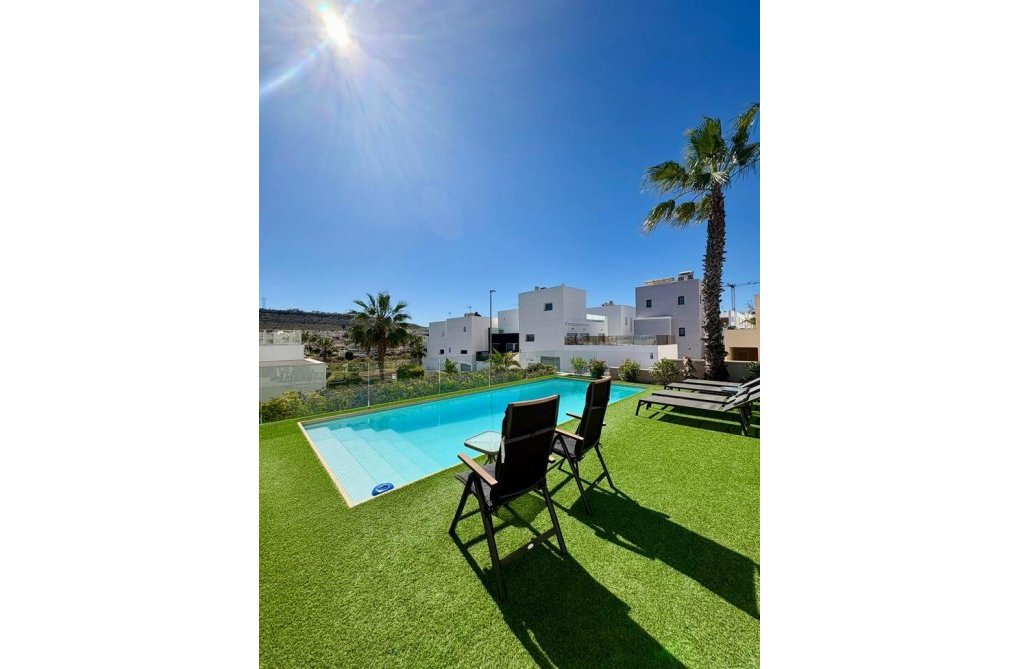 Resale - villa - Benijofar - Costa Blanca