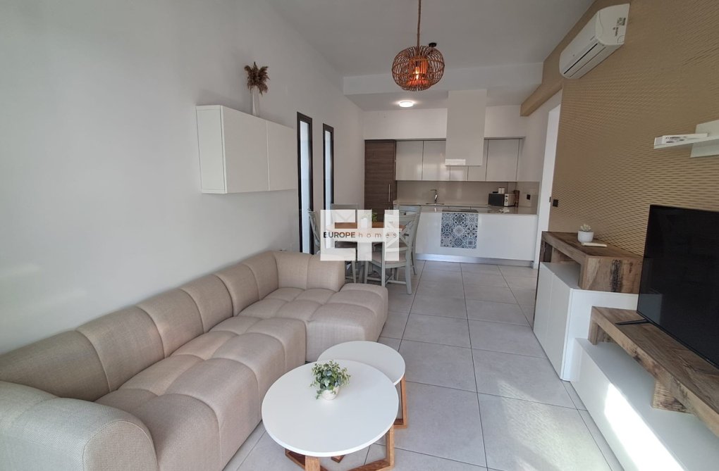 Resale - villa - Cabo Roig - Costa Blanca