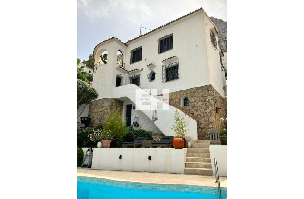Resale - villa - Calpe - Costa Blanca