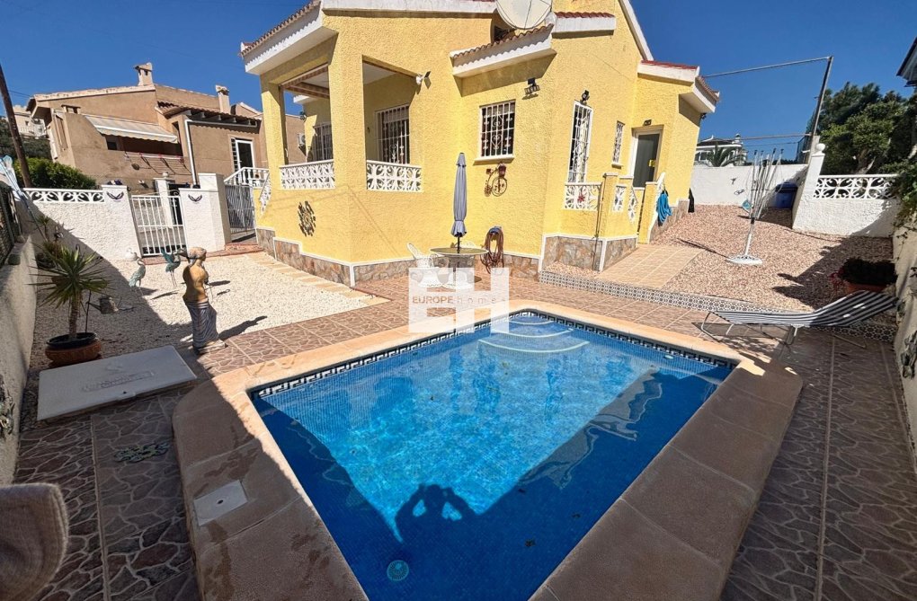 Resale - villa - Ciudad Quesada - Costa Blanca