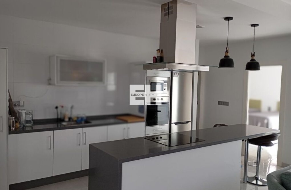 Resale - villa - Daya Vieja - Costa Blanca