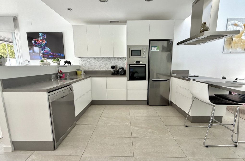 Resale - villa - Dolores - Costa Blanca
