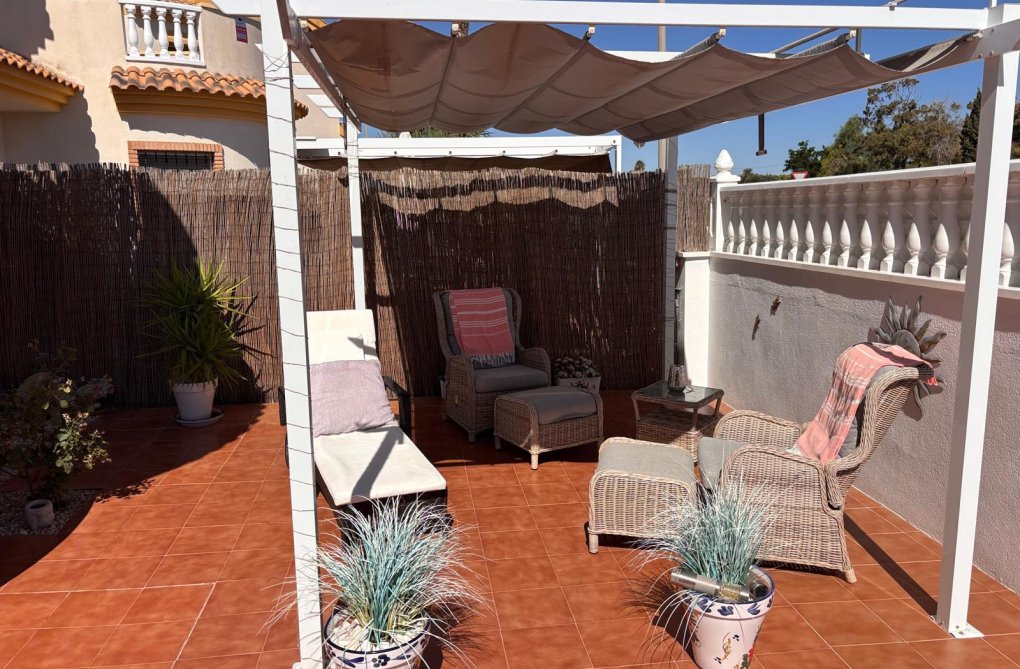 Resale - villa - Guardamar del Segura - Costa Blanca