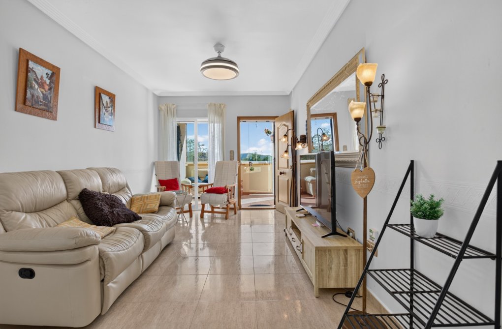 Resale - villa - Orihuela Costa - Costa Blanca