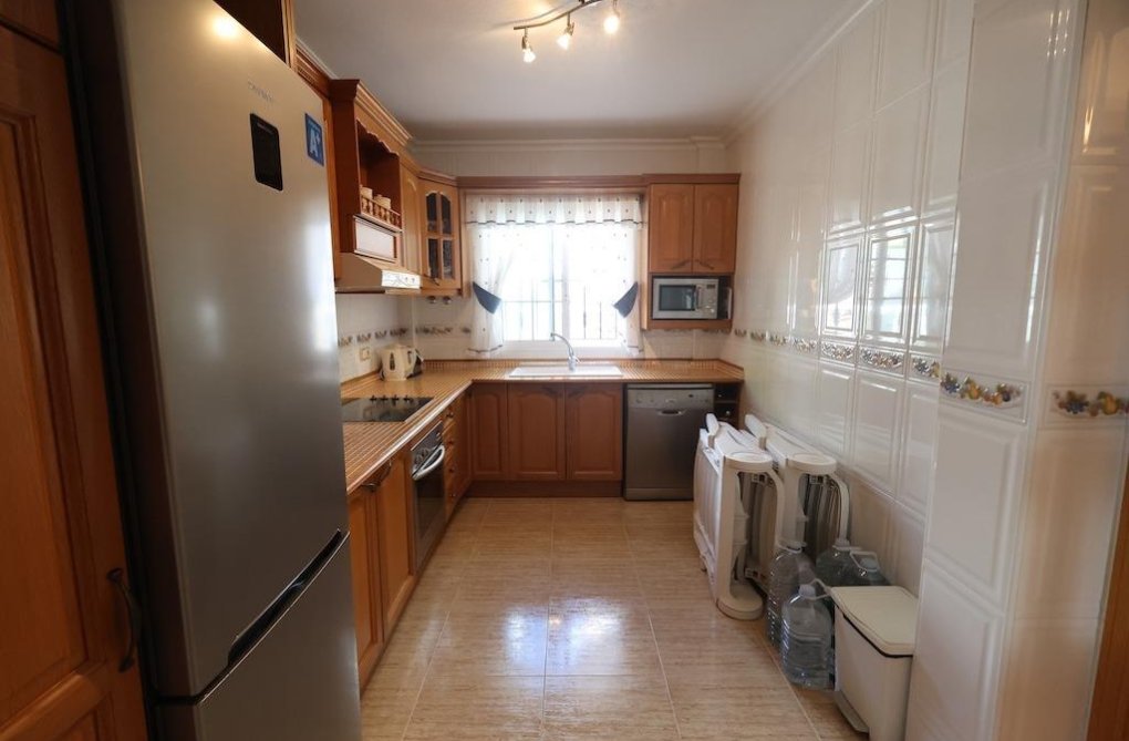 Resale - villa - Orihuela Costa - Costa Blanca