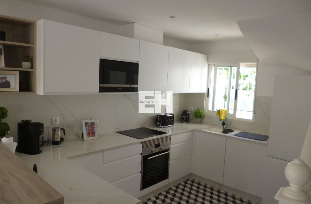 Resale - villa - Pilar de la Horadada - Costa Blanca