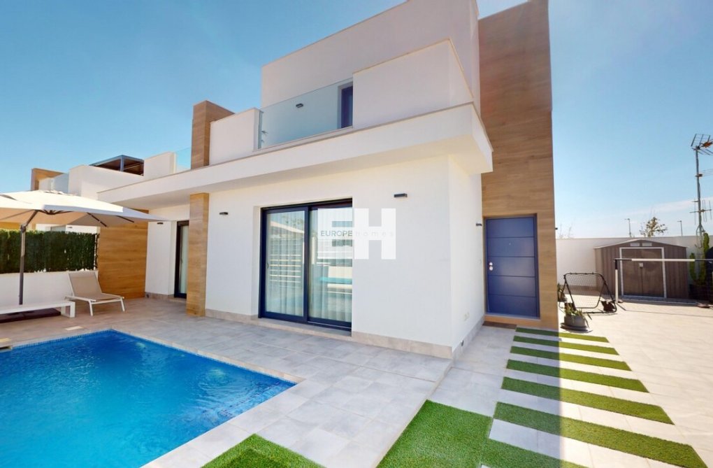 Resale - villa - Roldan - Inland