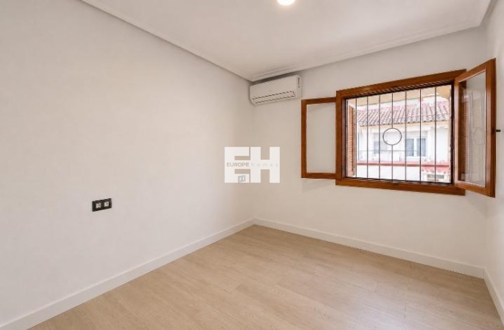 Revente - Appartement - Torrevieja - Acequion
