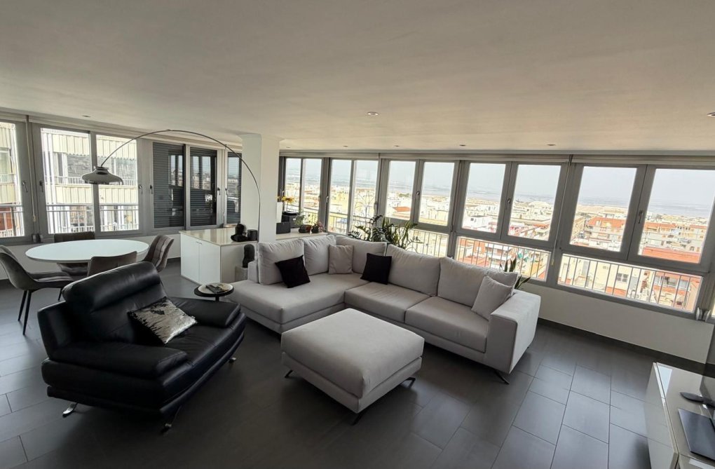 Revente - Appartement - Torrevieja - Acequion