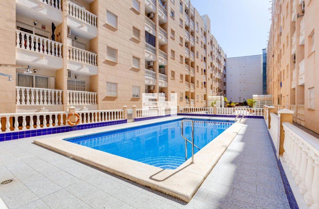Revente - Appartement - Torrevieja - Centro
