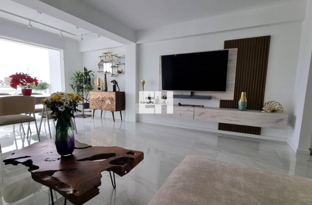 Revente - Appartement - Torrevieja - Centro