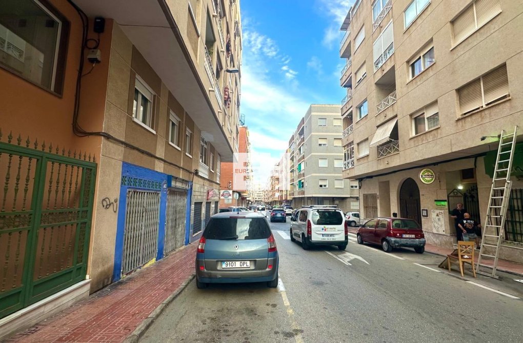 Revente - Appartement - Torrevieja - Centro