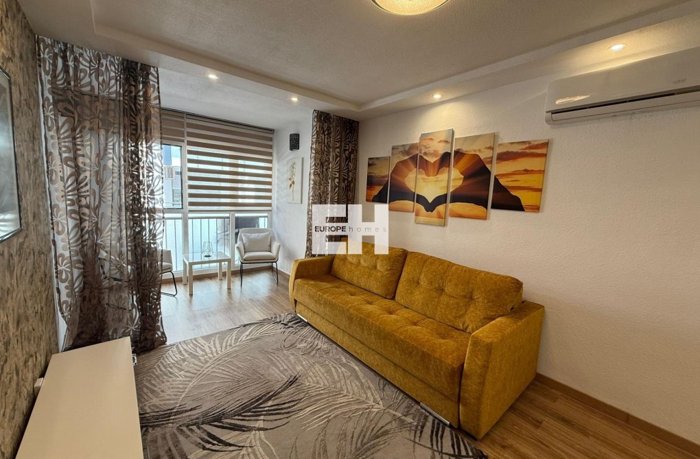 Revente - Appartement - Torrevieja - Centro