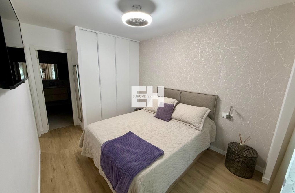 Revente - Appartement - Torrevieja - Centro